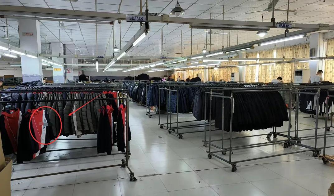 羽絨服市場亂象 三步躲開劣質(zhì)品陷阱